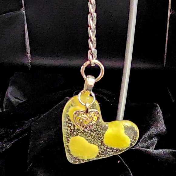 Stained Glass Heart Key Chain & Heart Charm with 3 Yellow Hearts - Picture 4 of 4